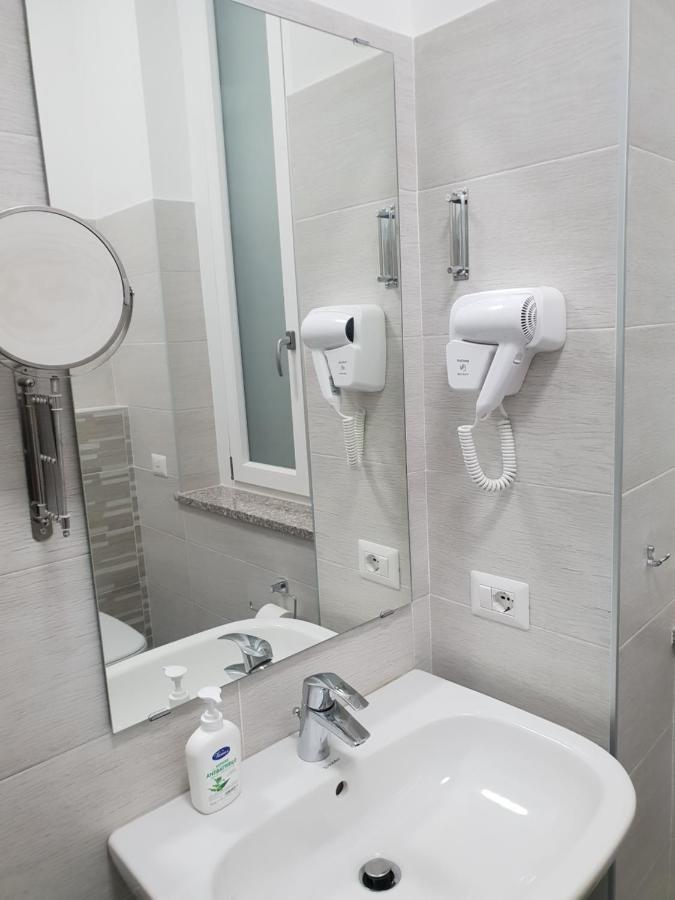 Leader Apartment 4 - Monzino - Hockey Msg Arena - Linate - Milano Exteriör bild