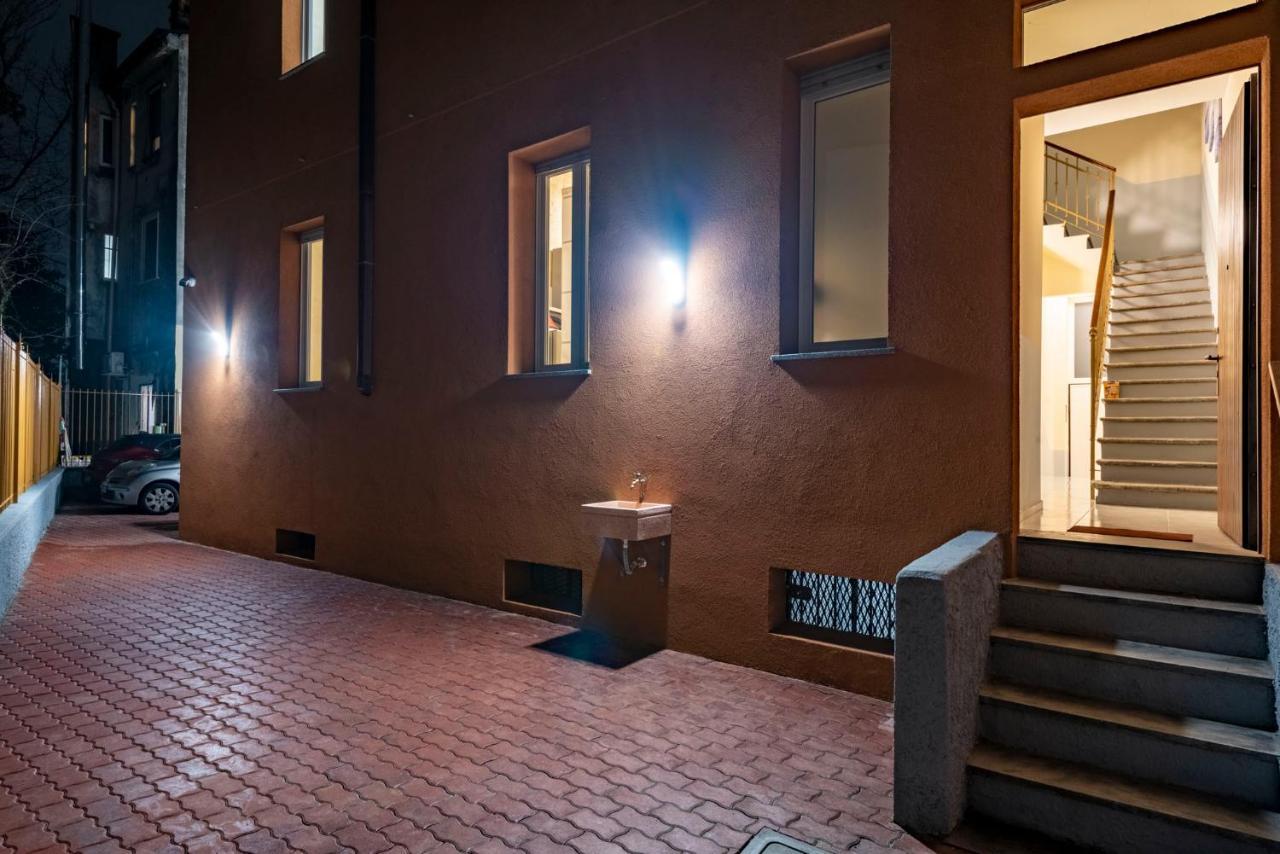 Leader Apartment 4 - Monzino - Hockey Msg Arena - Linate - Milano Exteriör bild